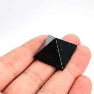 Şungit Piramit S Boy