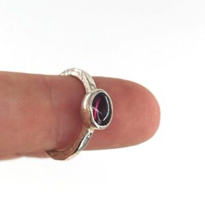 Alternative view of Garnet (Lal) Yüzük (Gümüş)