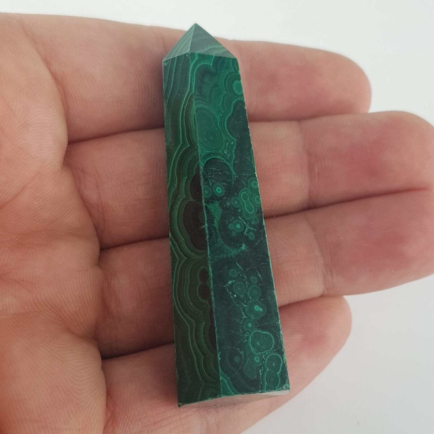 Malakit Obelisk Malakit Obelisk - Malakit Taşı Enerjisi ve Doğal Formu