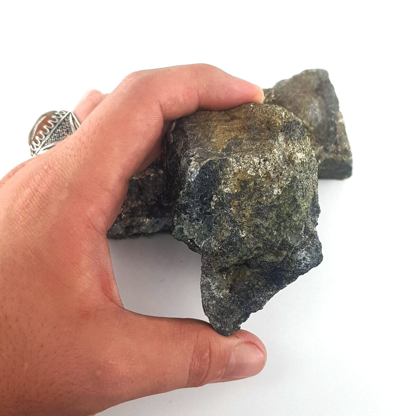 Kalko Pirit Ham Taş Kalko Pirit Ham Taş - Pirit Taşı Enerjisi ve Doğal Formu