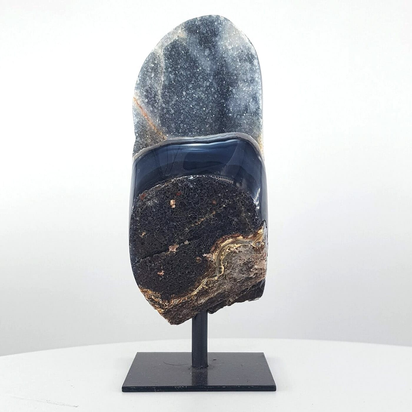 Kalsedon, Akik (Standlı)