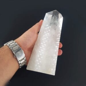 Kristal Kuvars Obelisk - Kristalkuvars Taşı Enerjisi ve Doğal Formu