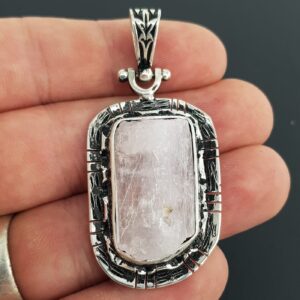 Alternative view of Kunzit Kolye Ucu (Gümüş)