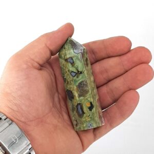 Alternative view of Riyolit Obelisk