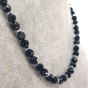 Turmalin Faset Kolye 6mm - Turmalin Taşı Enerjisi ve Doğal Formu