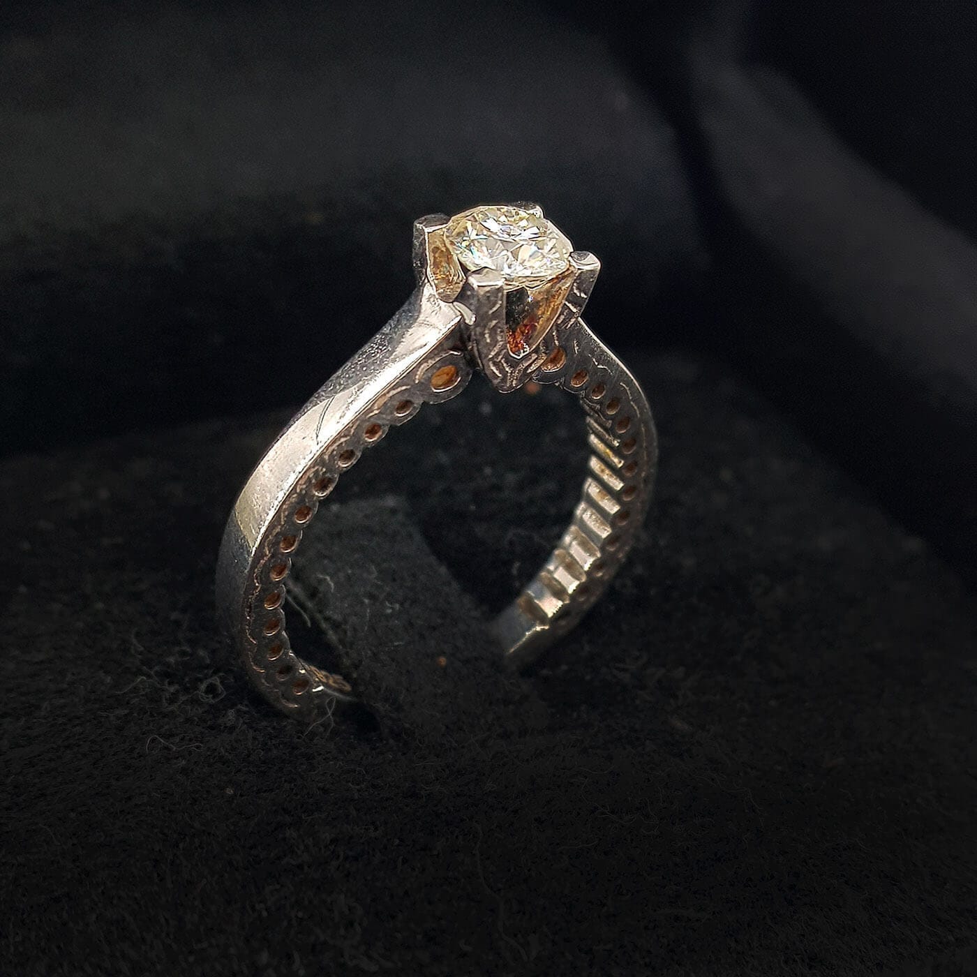 Mozanit Yüzük Tektaş (Gümüş)