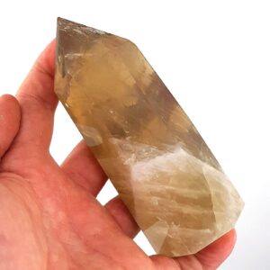 Limon Kuvars Obelisk