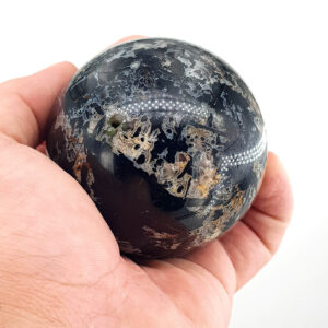 Turmalinli Kuvars Küre