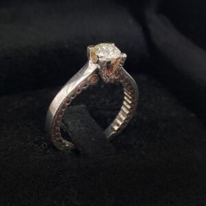 Mozanit Yüzük Tektaş (Gümüş)