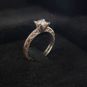 Mozanit Yüzük Tektaş (Gümüş)