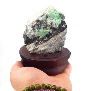 Zümrüt Ham Taş Standlı