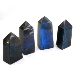 Labradorit Obelisk M Boy