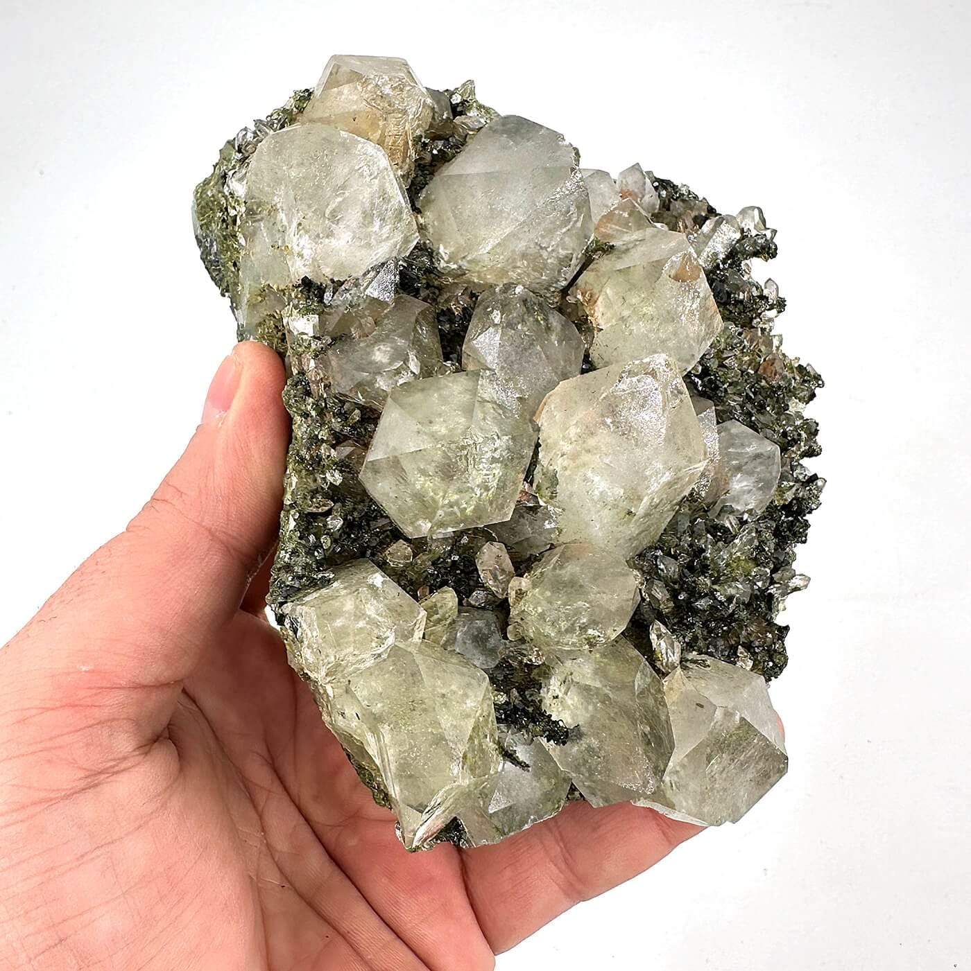 Epidotlu Kristal Kuvars Ham Taş