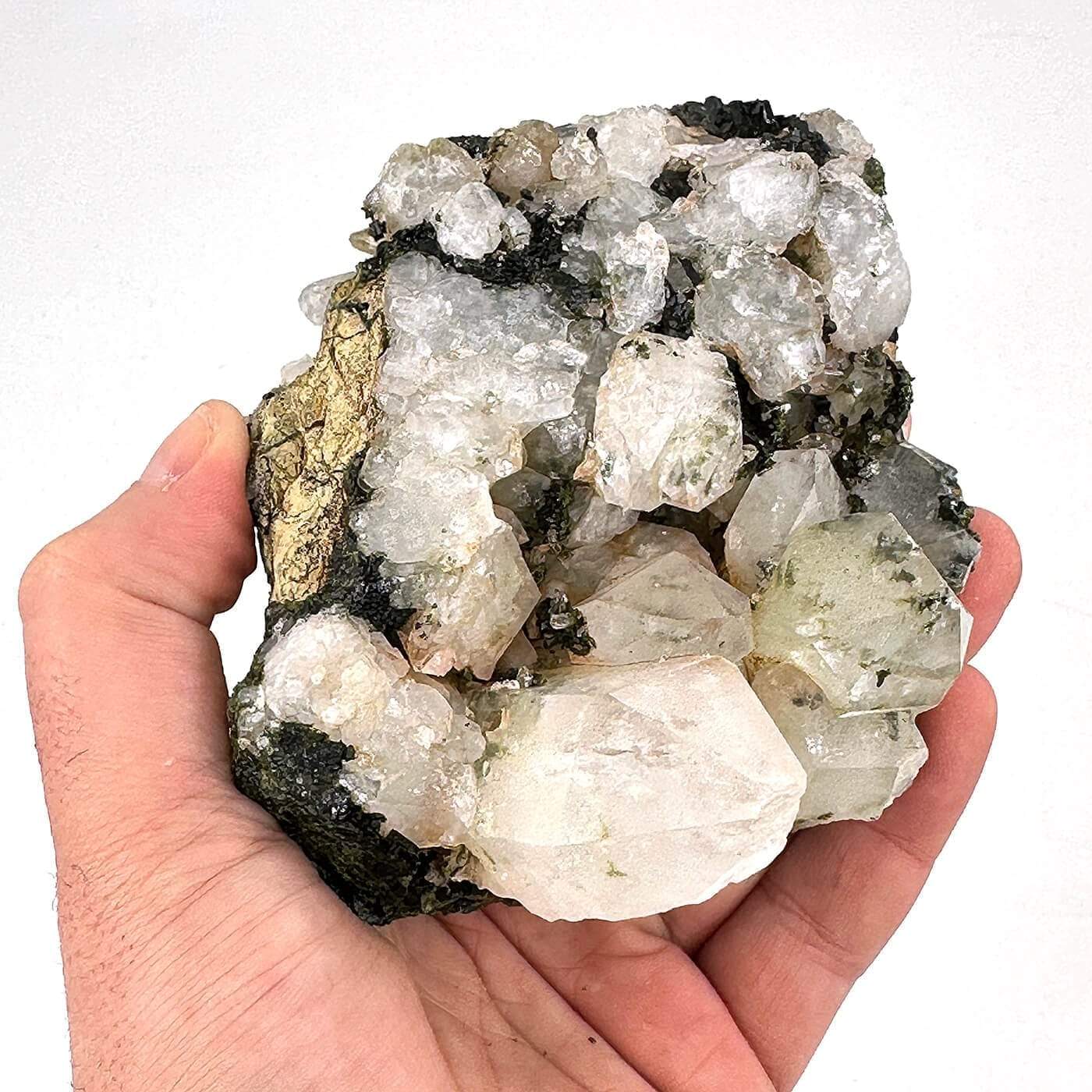 Epidotlu Kristal Kuvars Ham Taş