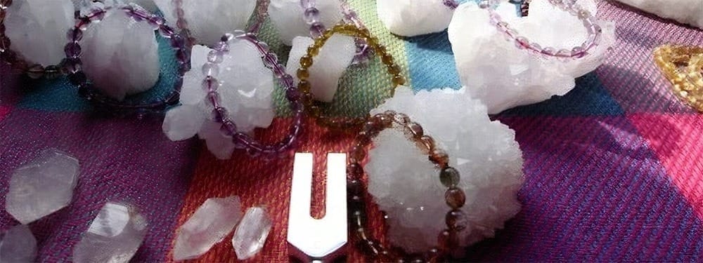 ses frekansi ile kristal arindirma Sarkaç Adam