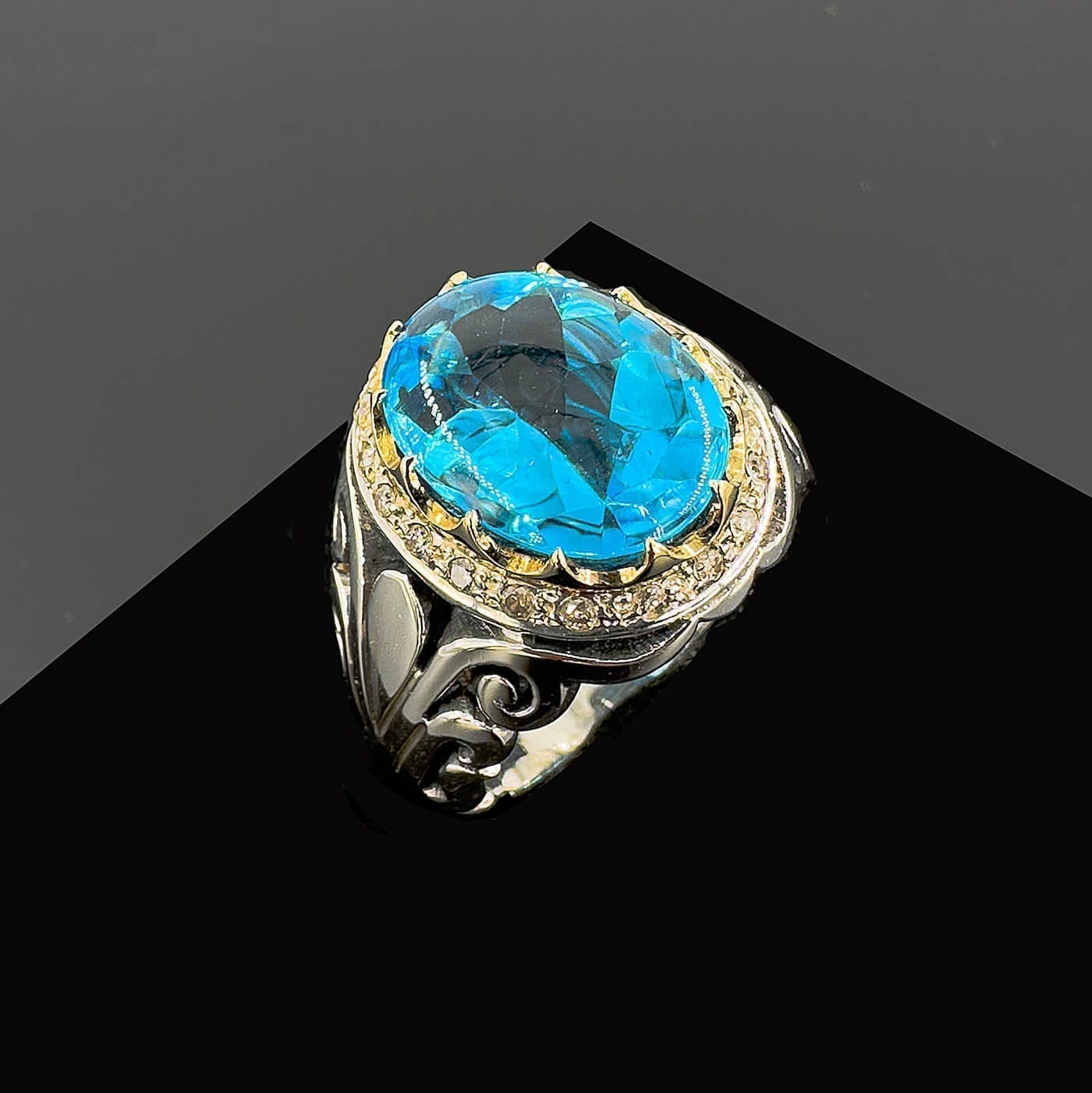 Mavi Topaz Pırlanta Yüzük (Gümüş) 6A+