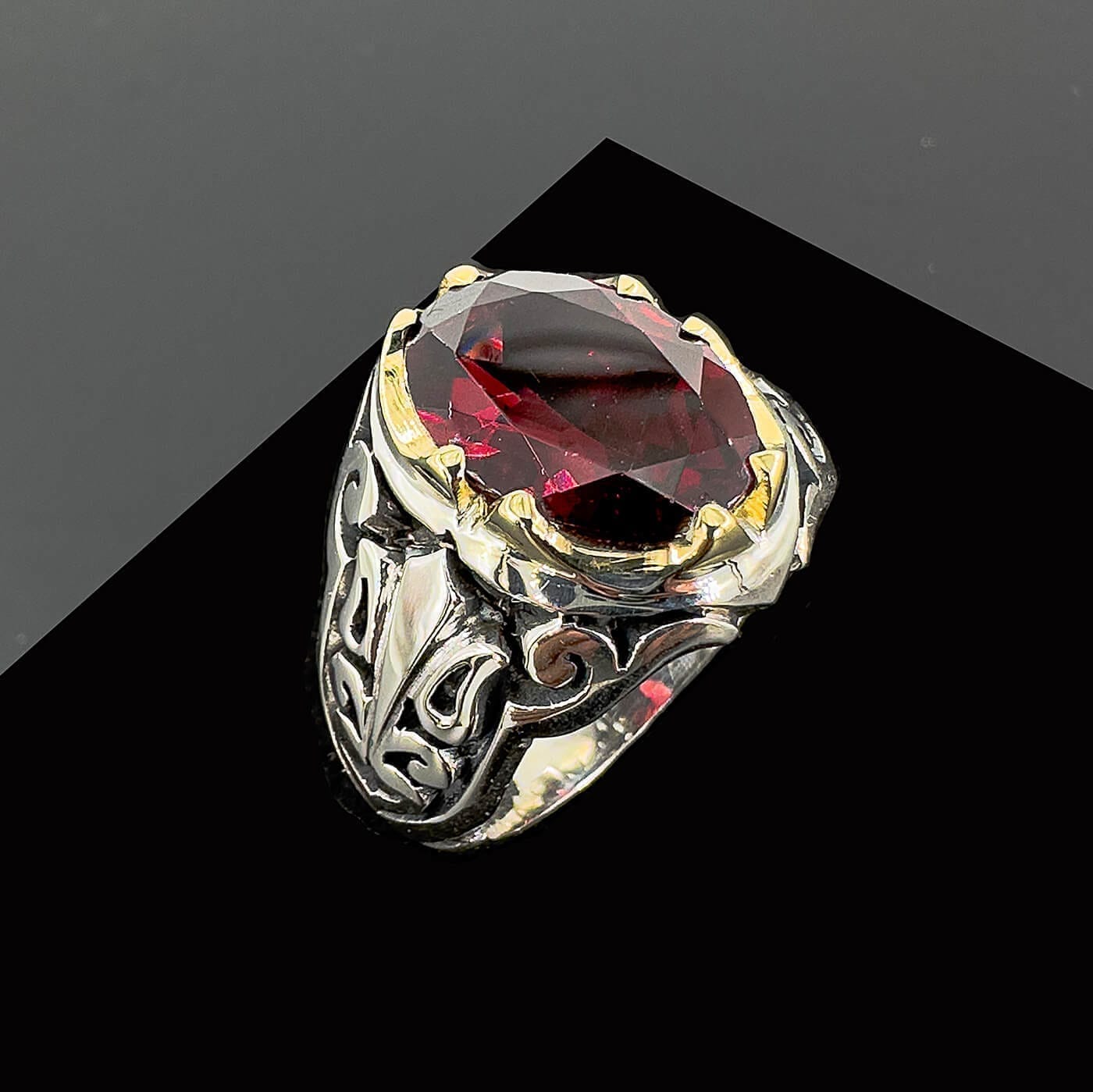 Garnet Yüzük (Gümüş) 6A+