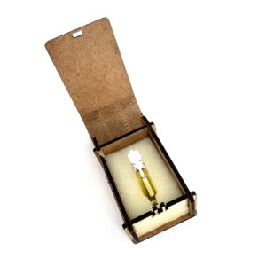 Alternative view of Gül Yağı Karakazan Sıkım Eski Usül