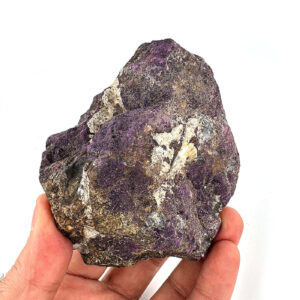 Alternative view of Purpurit Ham Taş