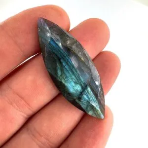 Labradorit Kabaşon 6A+ K017