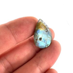 Labradorit Kabaşon 6A+ K021