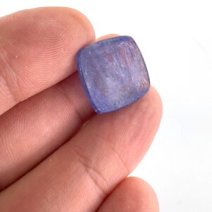 Tanzanit Kabaşon 6A+ K041