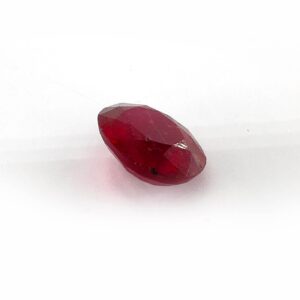 Yakut Kabaşon 6A+ K048