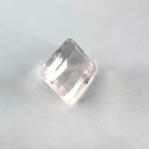 Morganit Kabaşon 6A+