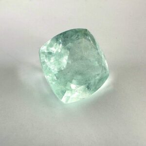 Akuamarin Kabaşon 6A+ K064