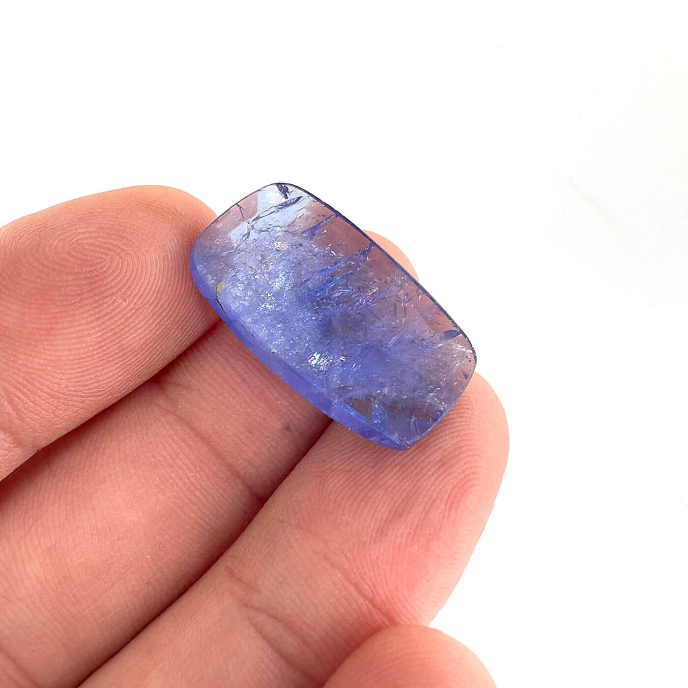 Tanzanit Kabaşon 6A+