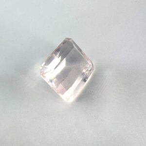 Morganit Kabaşon 6A+