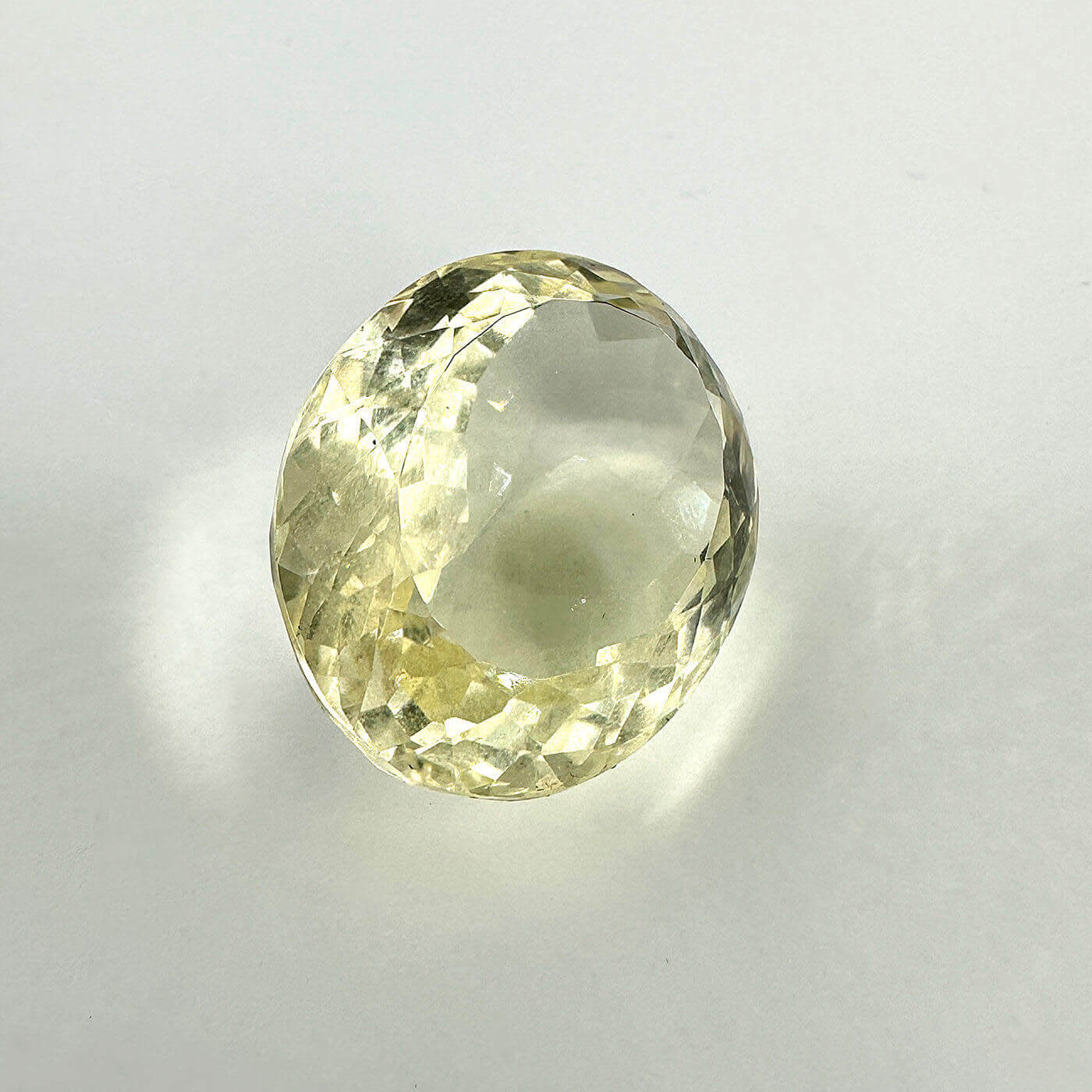 Limon Kuvars Kabaşon 6A+ K094