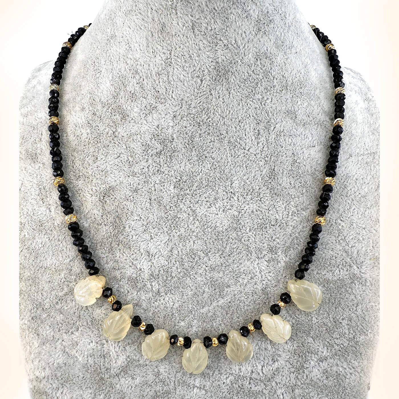 Aytaşı / Spinel Kolye 6A+