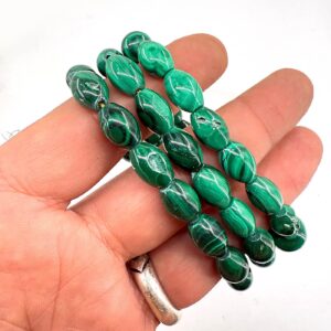 Malakit Arpa Bileklik 8x13mm - Malakit Taşı Enerjisi ve Doğal Formu