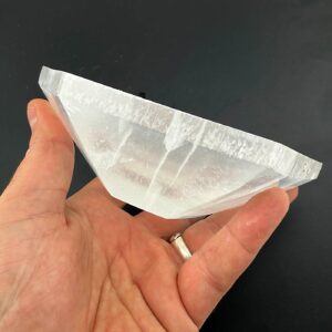 Alternative view of Selenit Hexagonal 15cm Kase