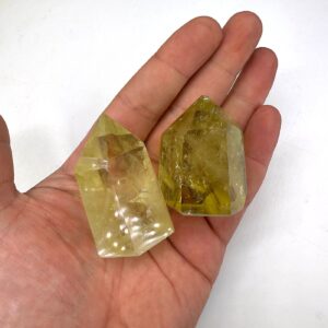 Limon Kuvars Obelisk