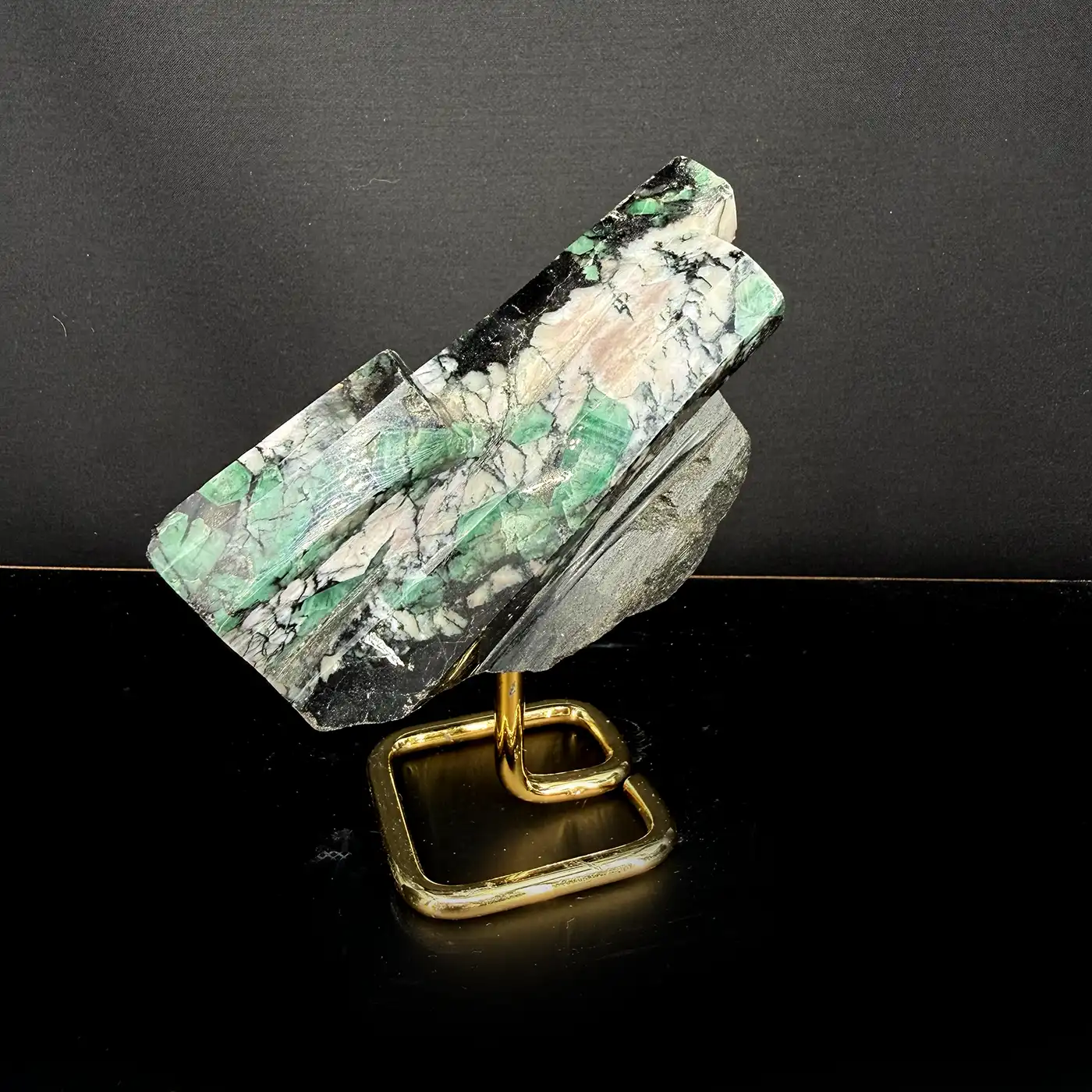 Zümrüt Ham Taş Koleksiyoner Standlı