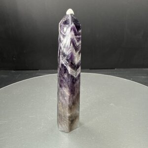 Ametist Obelisk
