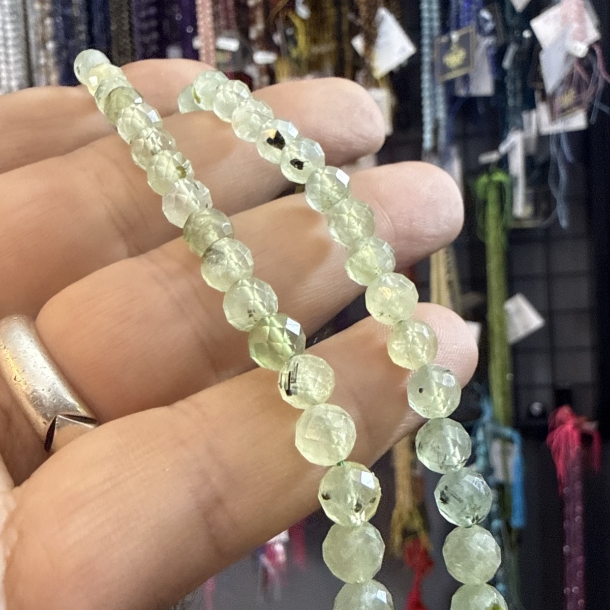 Prehnite Faset Dizi 6 mm